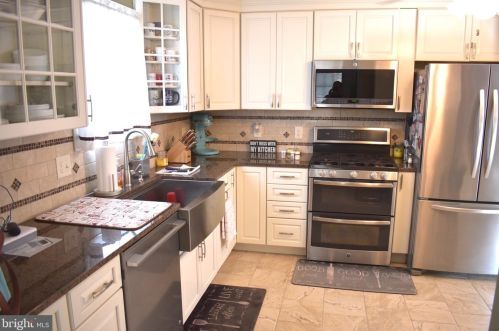 1609 Kings Hwy, Auburn, NJ 08085-1213