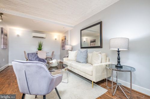 3025 Porter St, Washington, DC 20008-3290