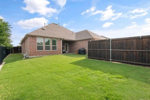 1069 Enchanted Rock Dr, Allen TX 75013-5042 exterior