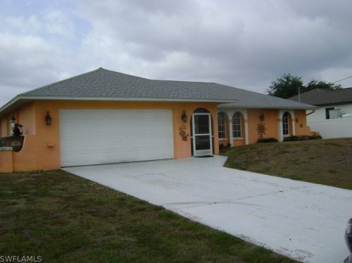 228 15th St, Cape Coral, FL 33909-1120