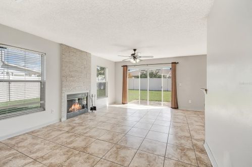 2821 Berkshire Cir, Kissimmee FL  34743-5647 exterior