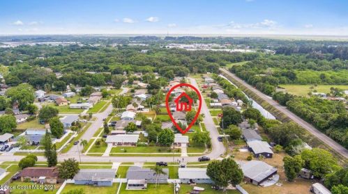 2558 Stratford Dr, Cocoa FL  32926-4319 exterior