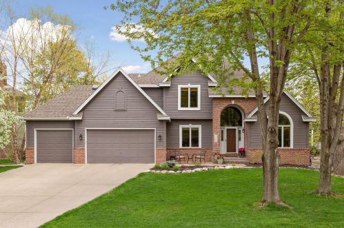 3380 Shadyview Ln, Minneapolis, MN 55447-1159