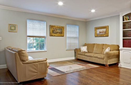 475 Rose Ct, Lakewood, NJ 08701-5871