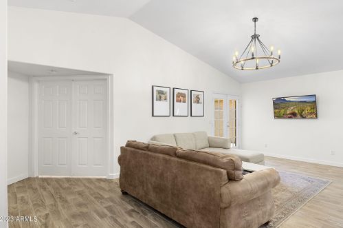 950 Redondo Dr, Gilbert AZ 85233-7539 exterior