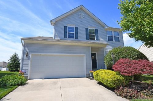 19 Woodsong Ct, Amelia, OH 45102-8703