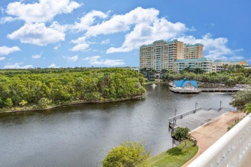450 Federal Hwy, Boynton Beach FL  33435-4184 exterior