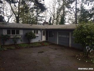 2134 Crozer St, Salem, OR 97304-4509