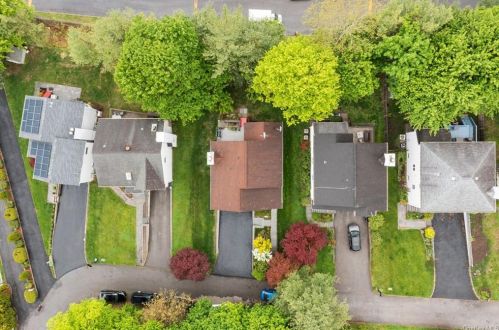 22 Kensington Ave, Thornwood NY  10594-1144 exterior