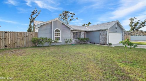 174 Derby Woods Dr, Lynn Haven, FL 32444-3316
