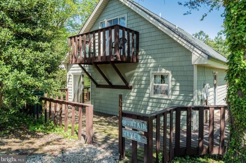 3295 Lanier Ln, Mc Gaheysville, VA 22840-2016