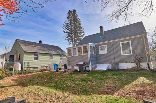 54 Barsalou Ave, Waterbury CT  06705-3514 exterior