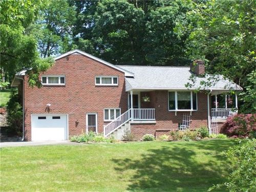 543 Circle Dr, Canonsburg, PA 15317-5341