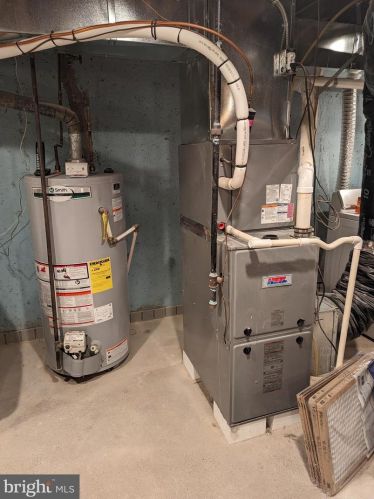 811 Shaw Ave, Lansdale PA  19446-2335 exterior