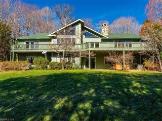 128 Cypress Pt, Hendersonville NC  28739-7803 exterior
