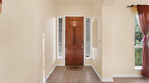 7808 Alophia Dr, Austin TX  78739-1942 exterior