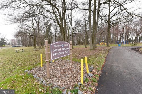 23 Topeka Pass, Willingboro NJ  08046-4111 exterior