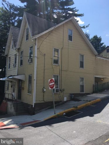 119 Walnut St, Harrisburg, PA 17113-2358