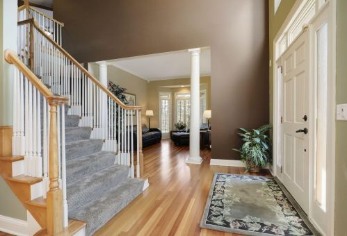 2060 Kimberly Ln, Minneapolis, MN 55447-4849