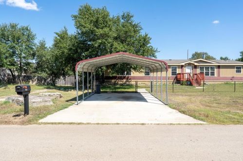 240 Rosemont Dr, Morgans Point, TX 76513-2925