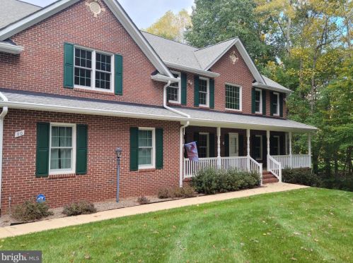 80 Kestral Ln, Fredericksburg VA  22406-4888 exterior