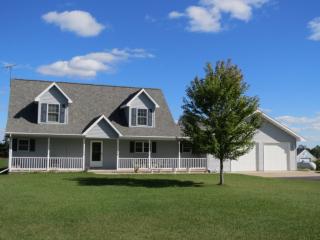 7900 Easy St, Tustin, WI 54940-9335