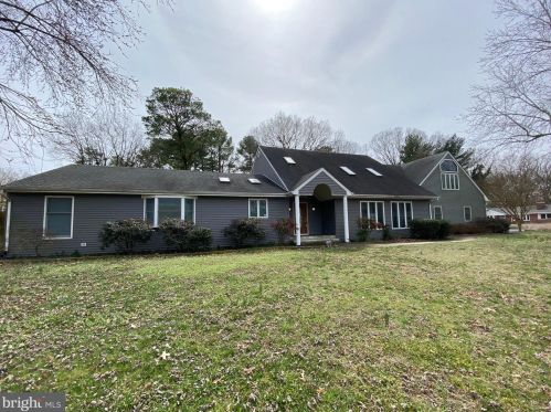 104 Broad Creek Rd, Laurel DE  19956-1124 exterior