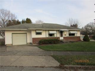1812 Eden Ln, Youngstown, OH 44509-2108