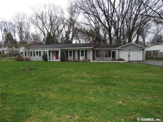 104 Oak Manor Cres, Pittsford, NY 14534-1412