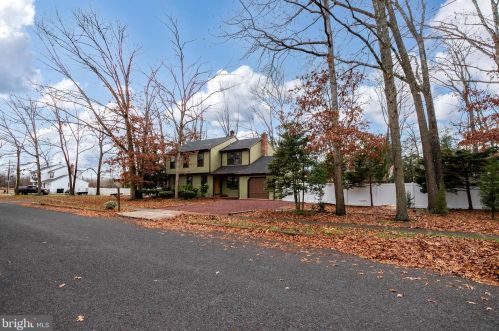 5 Hoot Owl Dr, Erial NJ  08081-9325 exterior