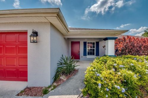 808 North Ave, Lehigh Acres, FL 33972-3039