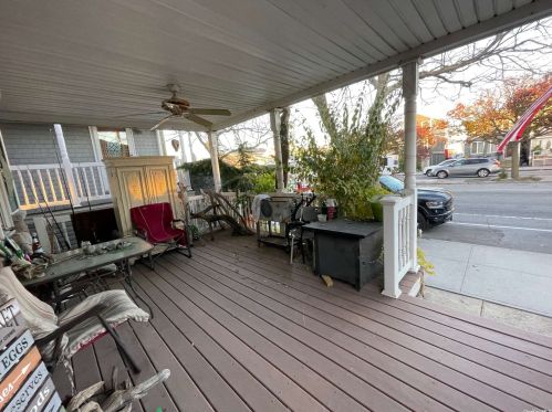 14-05 Cross Bay Blvd, Far Rockaway, NY 11693-1026
