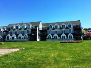 1215 Windward Rd, Milford CT  06461-1764 exterior