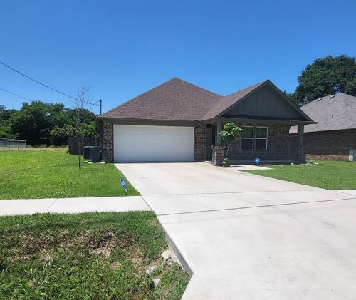 412 Park St, Terrell, TX 75160