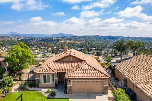 2063 Snapdragon Ln, Alpine, CA 91901-1304