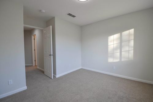 168 Driftwood Ct, Los Banos CA  93635-6302 exterior