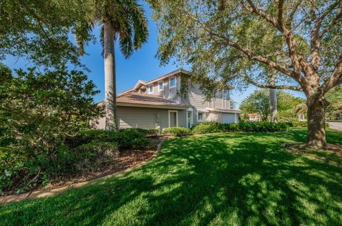 1999 Illinois Ave, Saint Petersburg FL  33703-3421 exterior