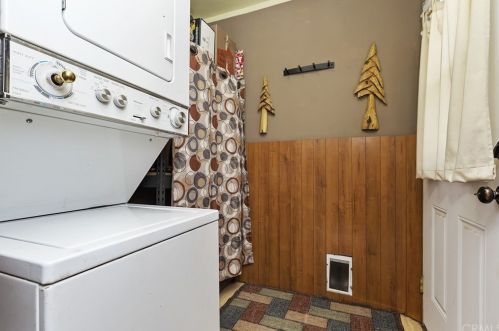 1037 Mountain View Blvd, Big Bear City CA  92314 exterior