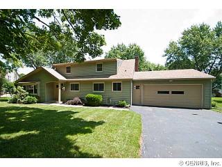 29 Del Verde Rd, Rochester, NY 14624-2401