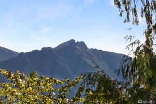 8410 Maple Ave, Snoqualmie WA  98065-9574 exterior