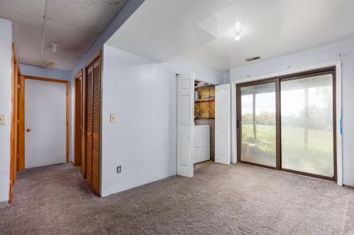 42 Meadow Wood Dr, Florence KY  41042-9323 exterior