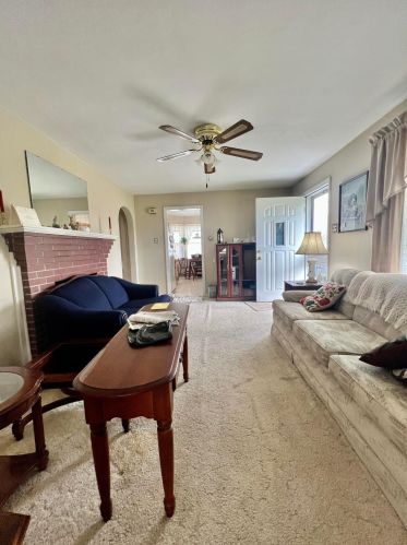 820 Willard St, Washington Ch OH  43160-2157 exterior