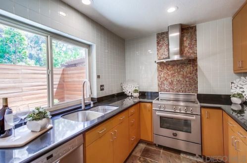 10353 Caminito Rio Branco, San Diego CA 92131-1631 exterior