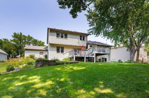 644 Crimson Leaf Trl, Saint Paul, MN 55123-3045