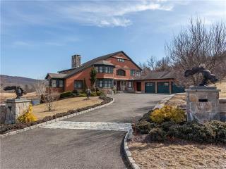 6 Pond View Ln, Sherman, CT 06784-1006