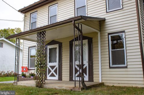 1280 Boiling Springs Rd, South Middleton, PA 17007-9679