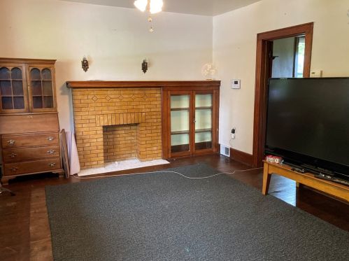 513 Wilson Ave, Ambridge, PA 15003-1712
