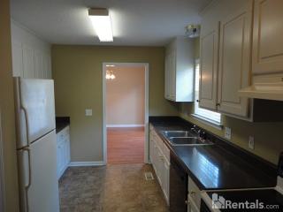 128 Orchard Spring Dr, Inman SC  29349-6505 exterior