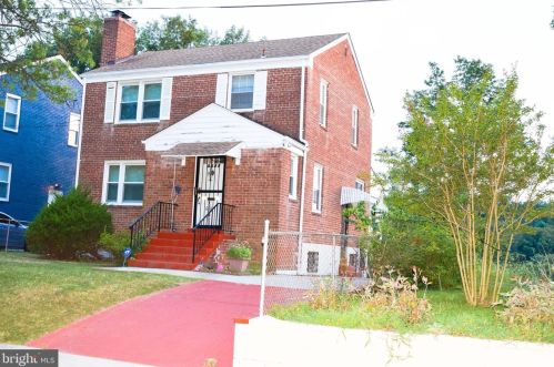 3309 Highwood Dr, Washington, DC 20020-2309