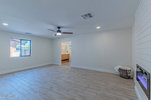 8232 Montecito Ave, Scottsdale AZ  85251-2719 exterior